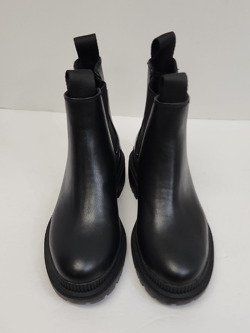 Zara Black Chelsea Lug Sole Boots Size 4